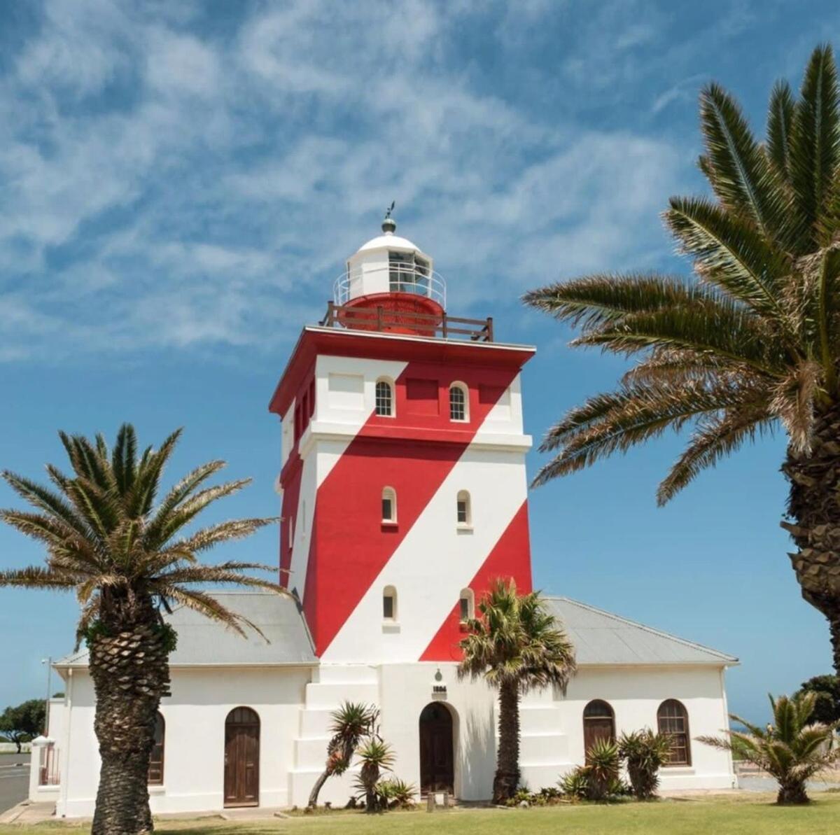 Heart Of Sea Point Mountain Views Kaapstad
